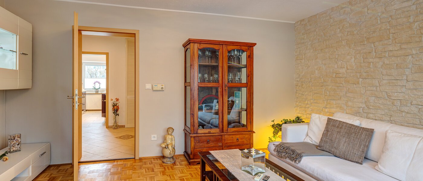 appartamento München Untermenzing 04 soggiorno 13759