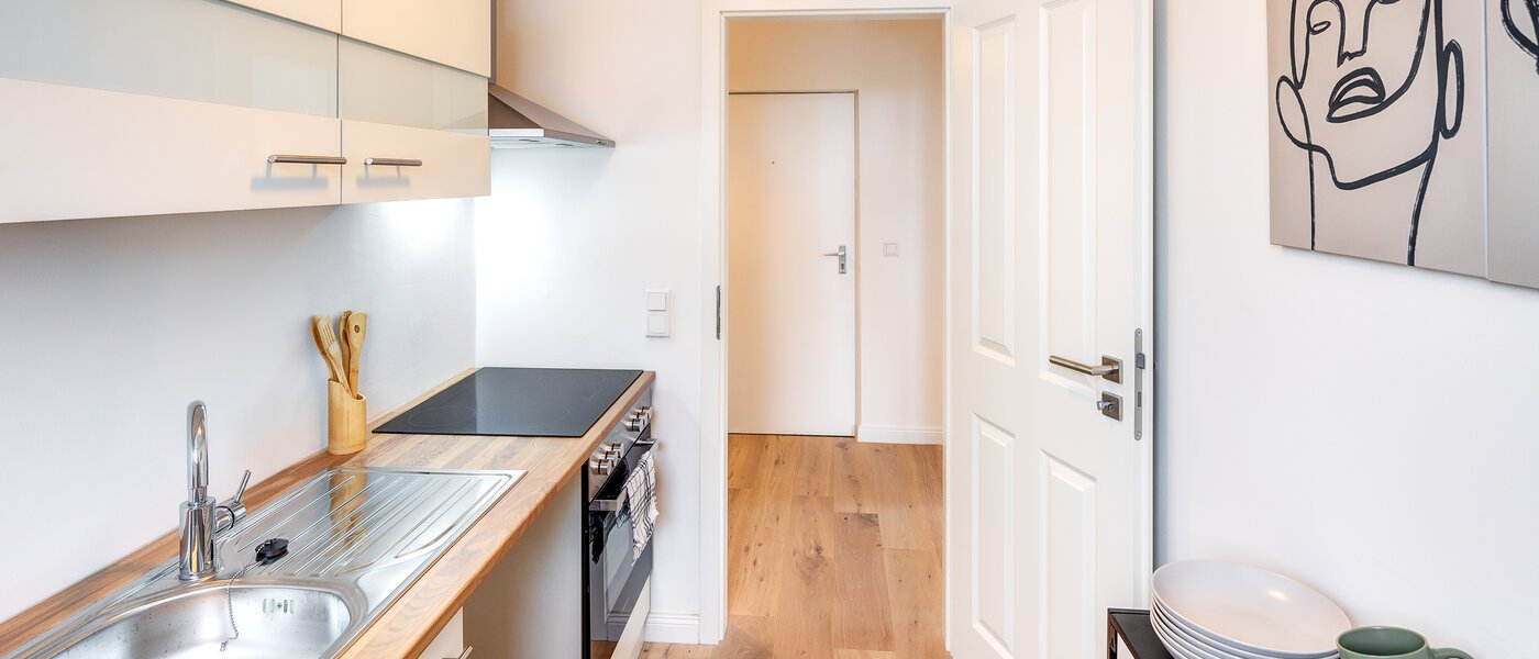 attico con terrazzo München Schwabing-West 03 cucina 13771