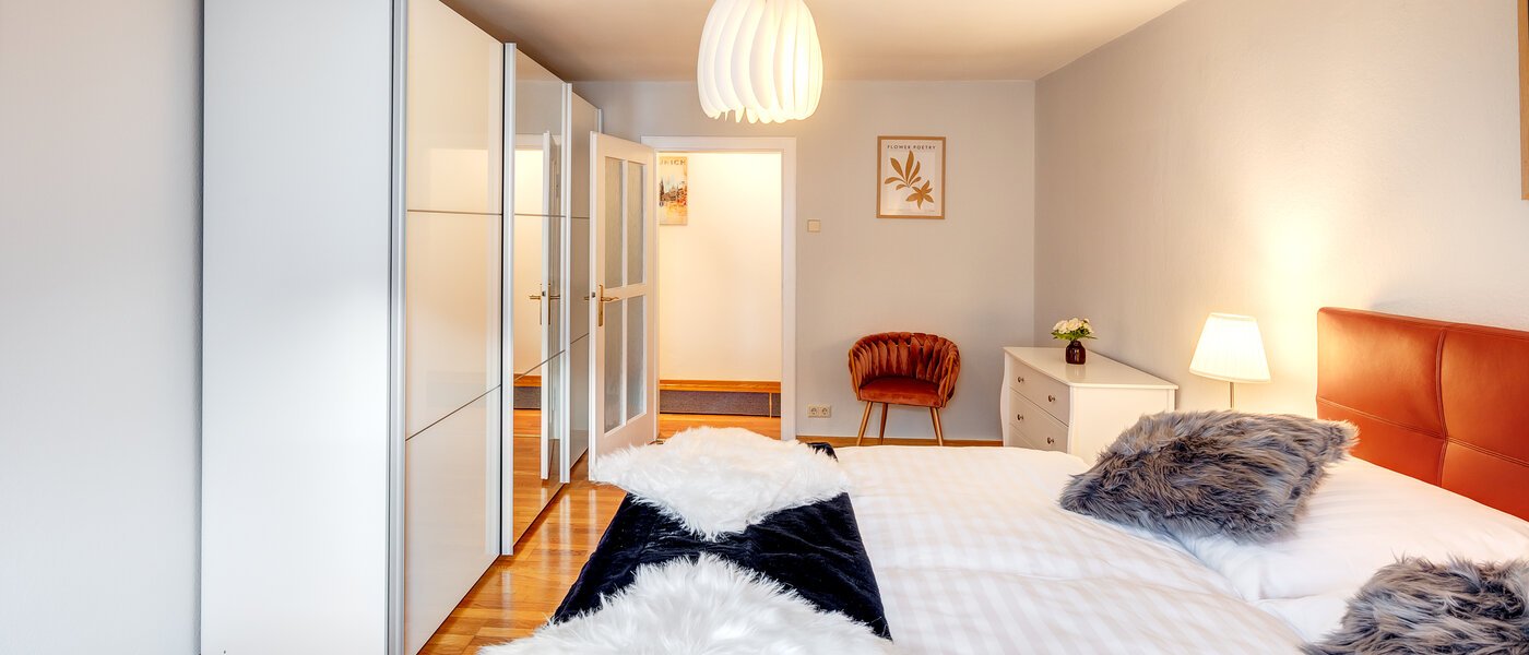 appartamento München Neuhausen 03 camera da letto 13780