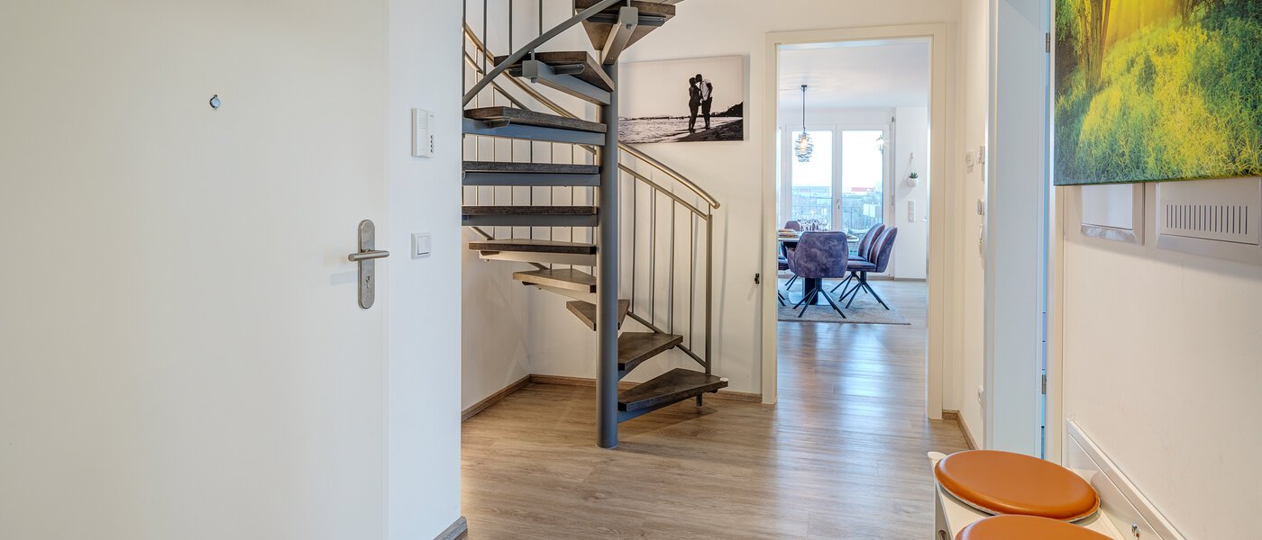 attico con terrazzo München Neuaubing 01 ingresso/corridioio 13783