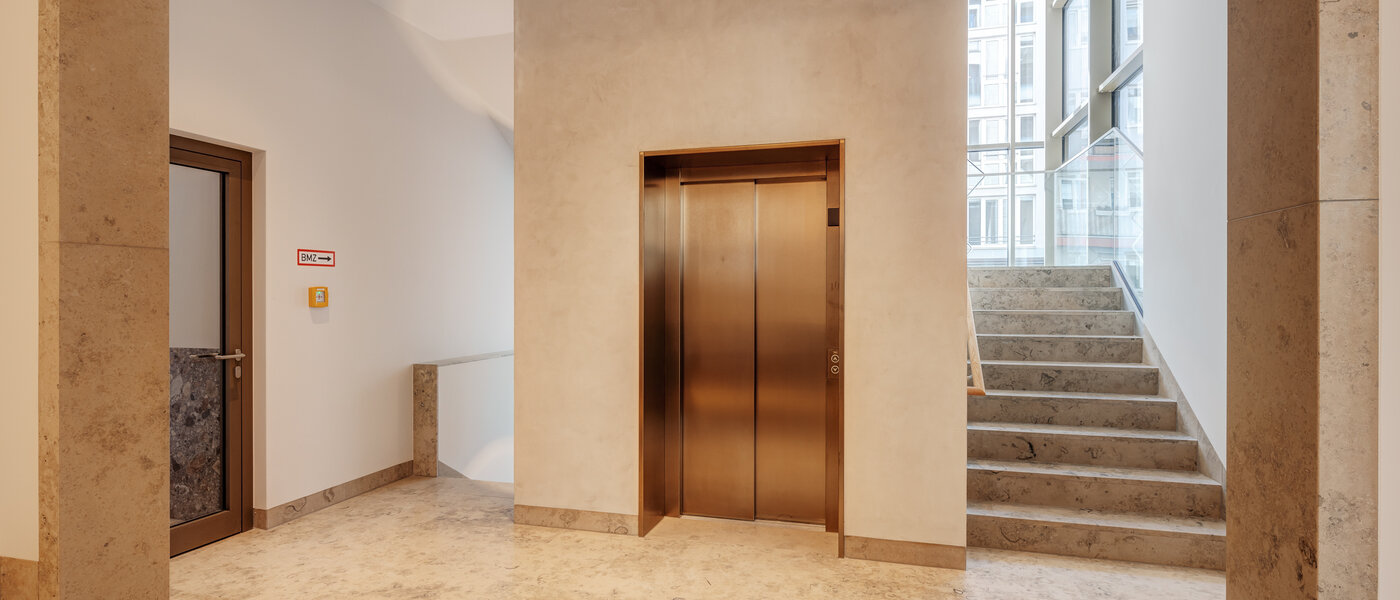 appartamento München Lehel 02 vano scala 13792