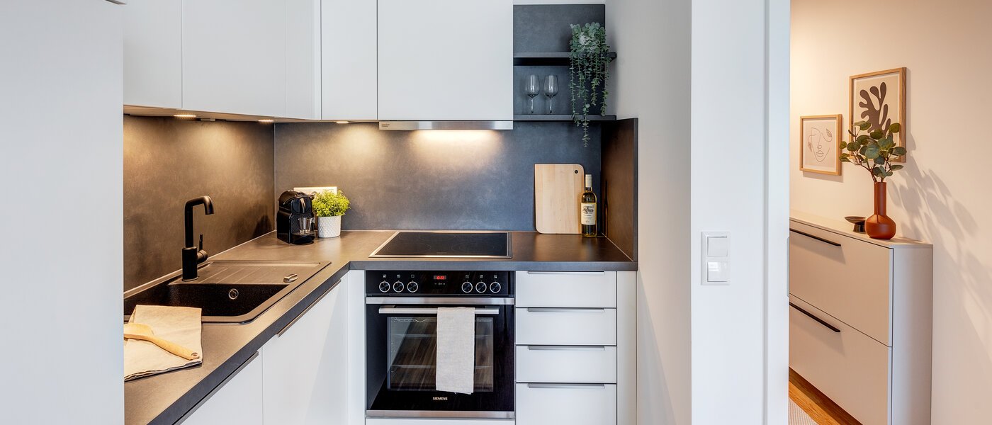 appartamento München Neuhausen 01 cucina 13806