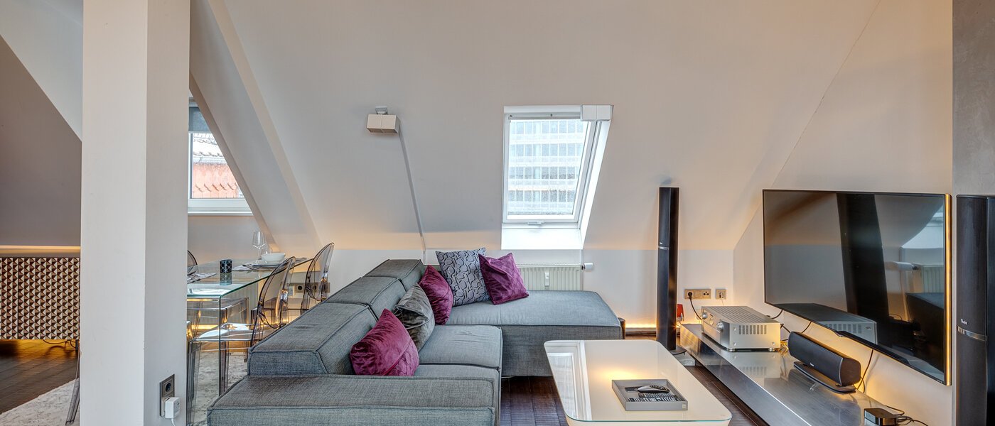 appartamento München Schwabing-Nord (zw. Leopoldstraße & Englischen Garten) 05 zona living 13809