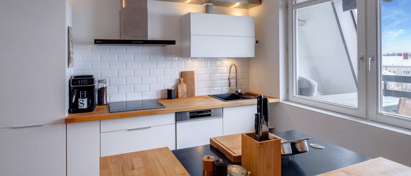 attico con terrazzo München Obergiesing 02 cucina 13824