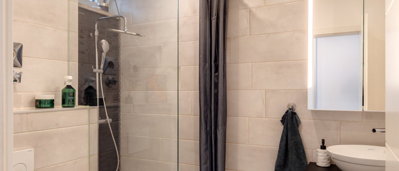 attico con terrazzo München Obergiesing 01 bagno 13824