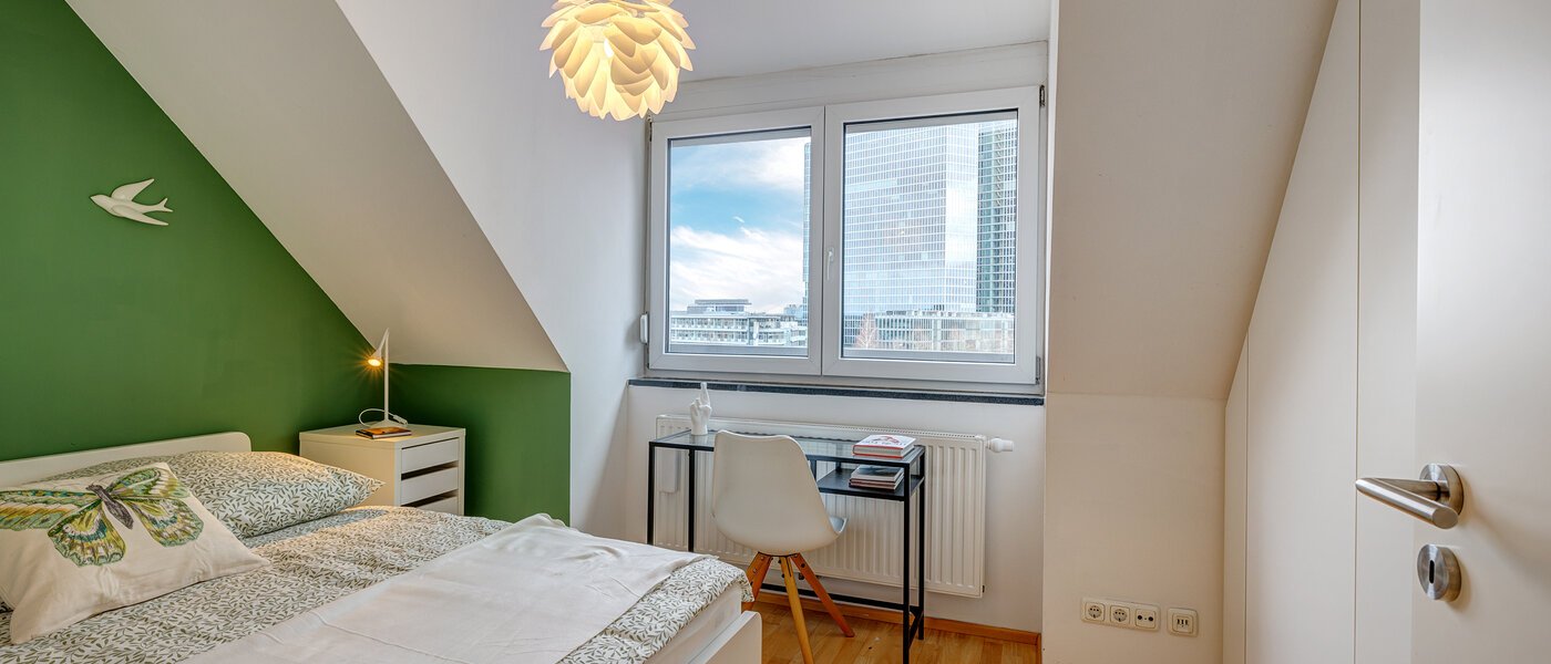 attico München Schwabing (rechts der Leopoldstraße) 02 camera da letto 13837