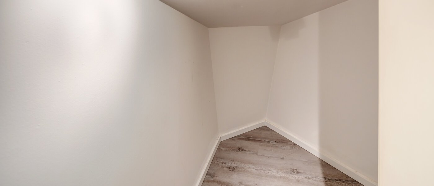 maisonnette con galleria München Bogenhausen 03 ripostiglio 13849