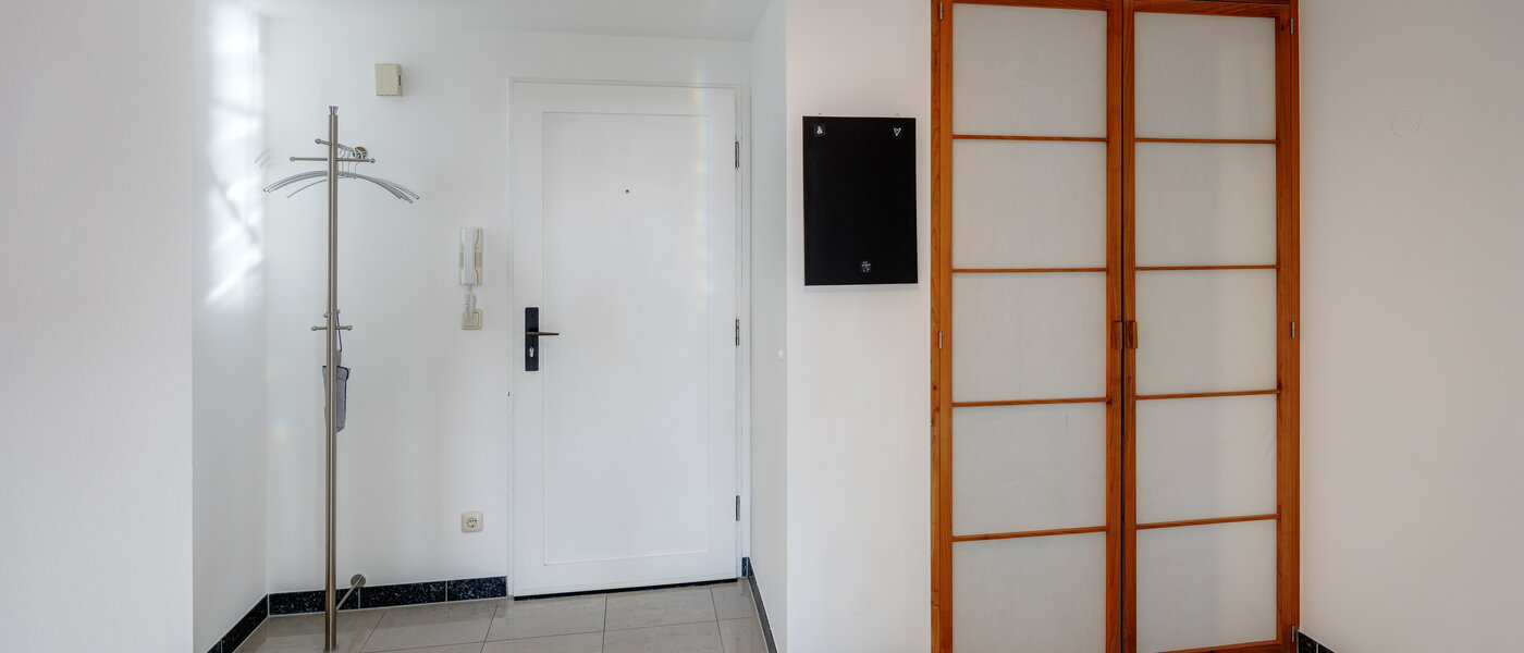 appartamento con galleria Ottobrunn 01 ingresso/corridioio 13854