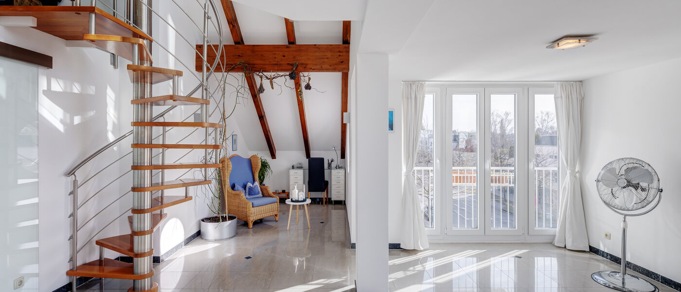 appartamento con galleria Ottobrunn 05 zona living 13854