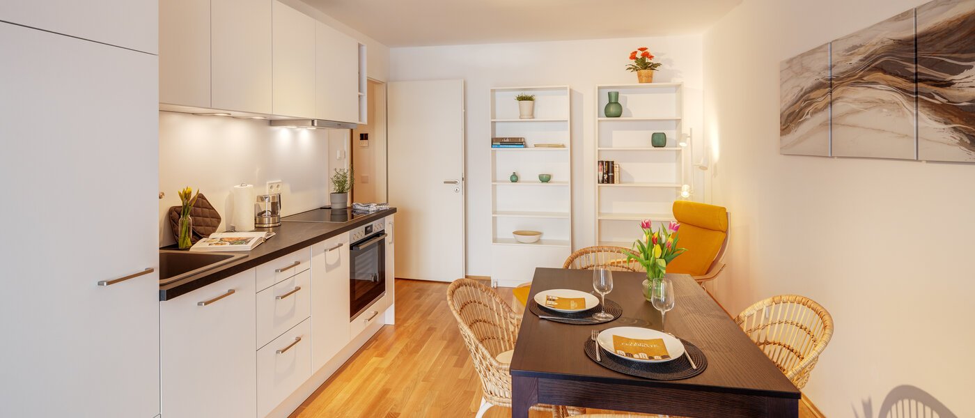 appartamento München Neuhausen 02 cucina 13855