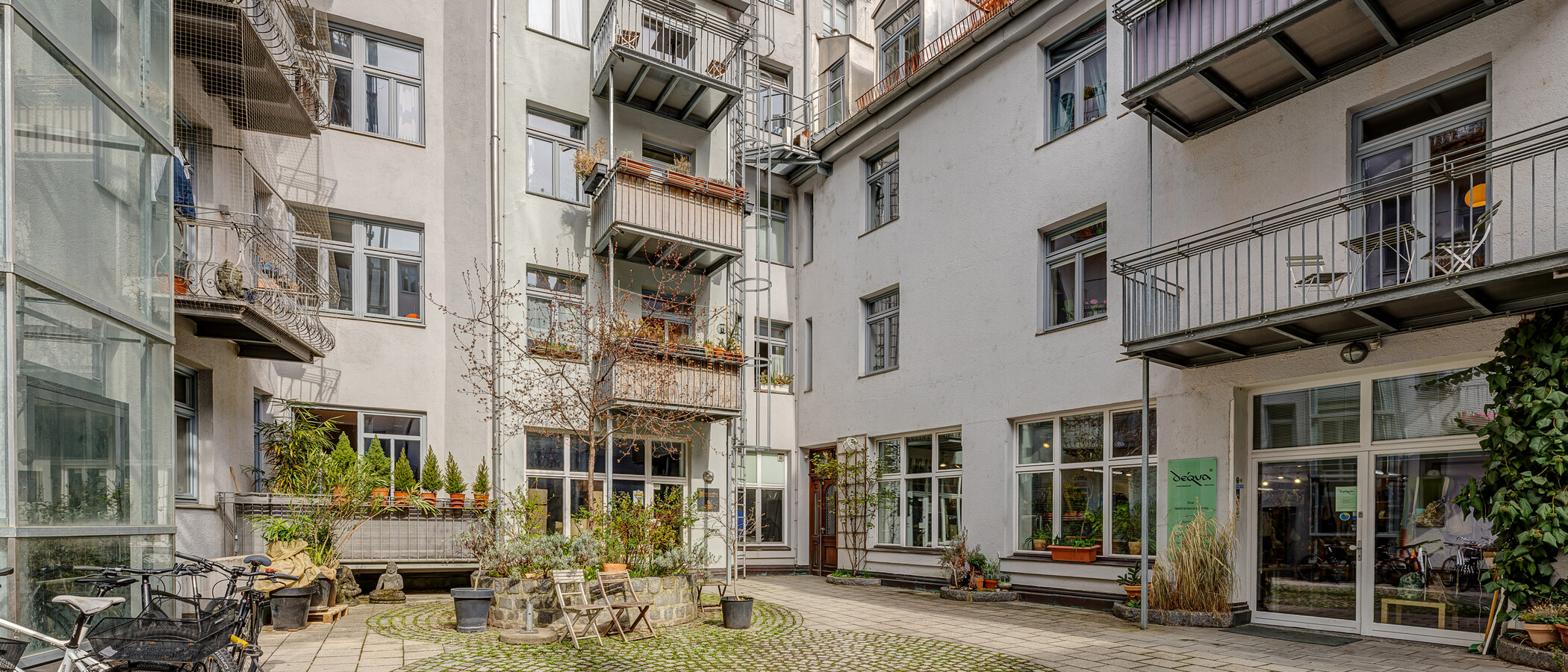appartamento München Glockenbachviertel 01 cortile interno  13888