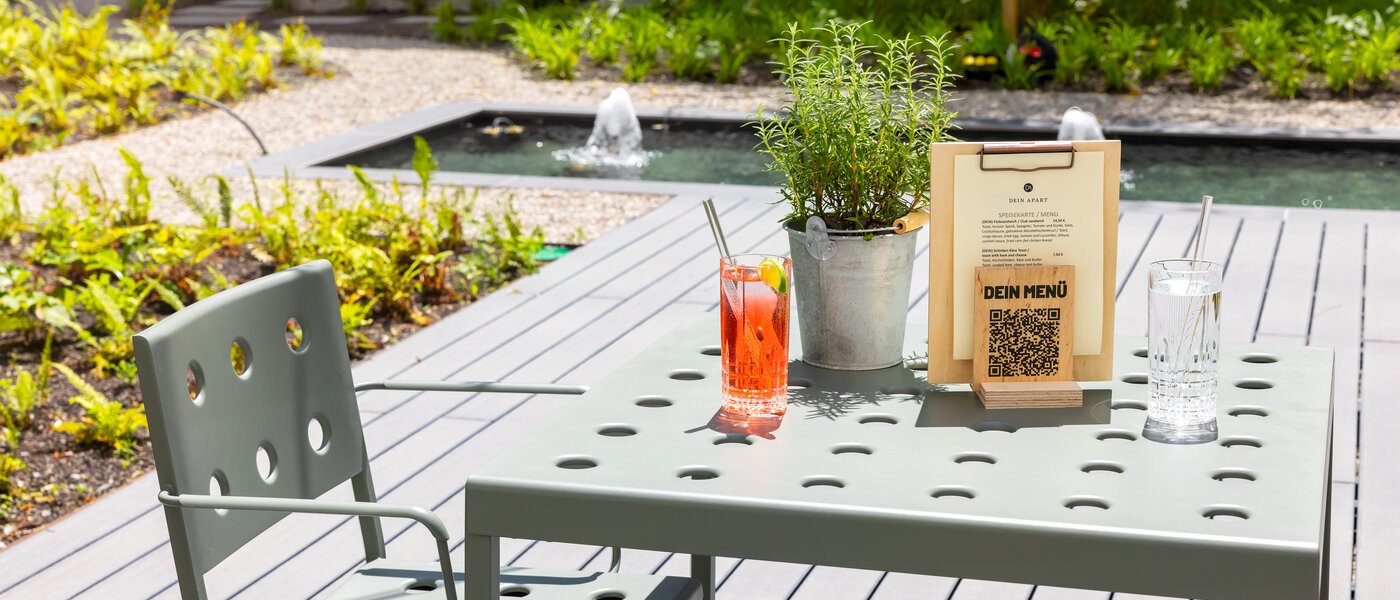 abitazione Unterföhring 01 cortile interno  13900