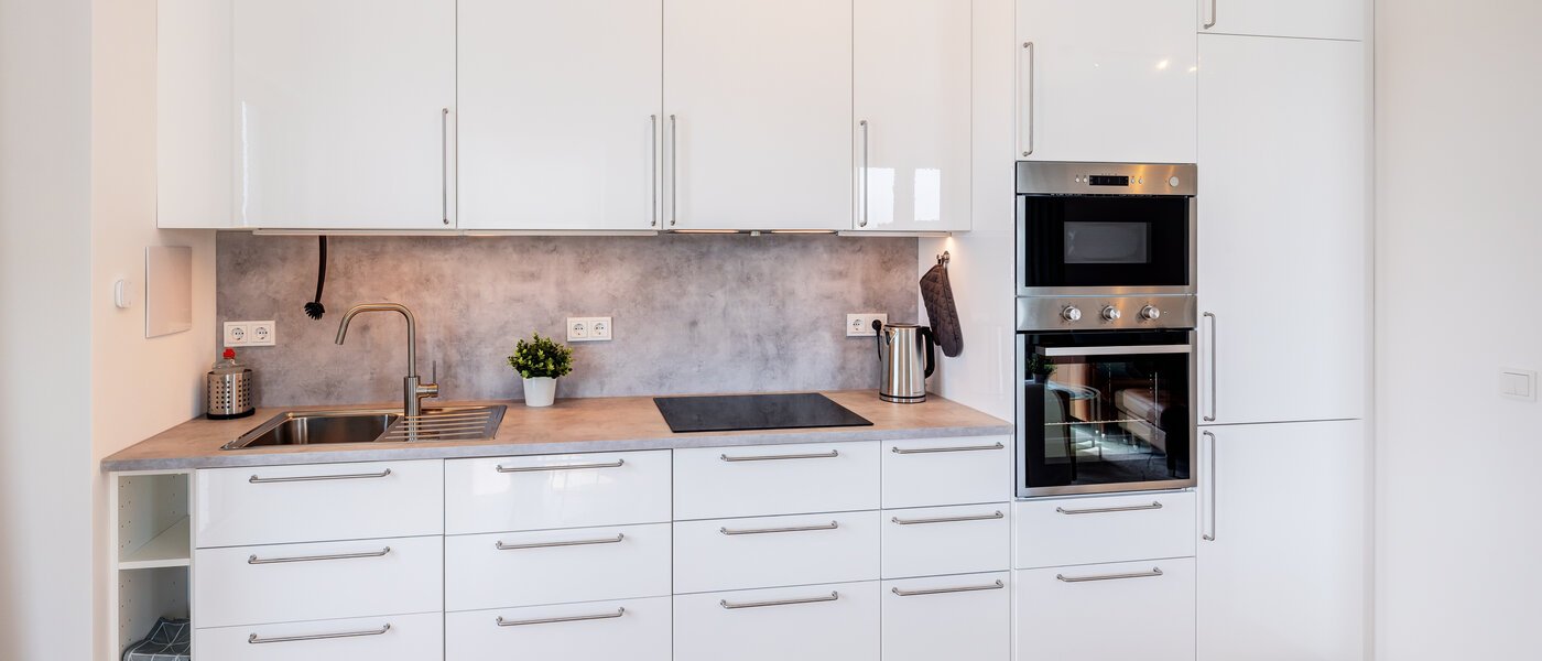 attico con terrazzo München Neuhausen 01 cucina 13934