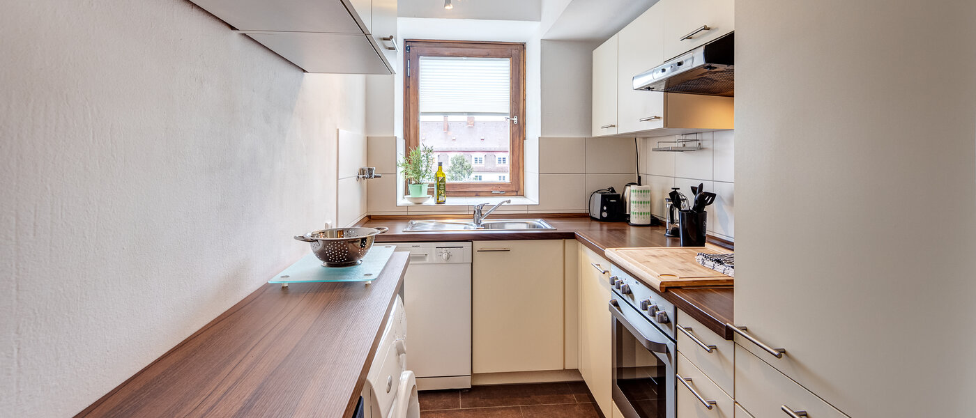 appartamento München Schwabing-West (rund um den Bonner Platz) 03 cucina 13991