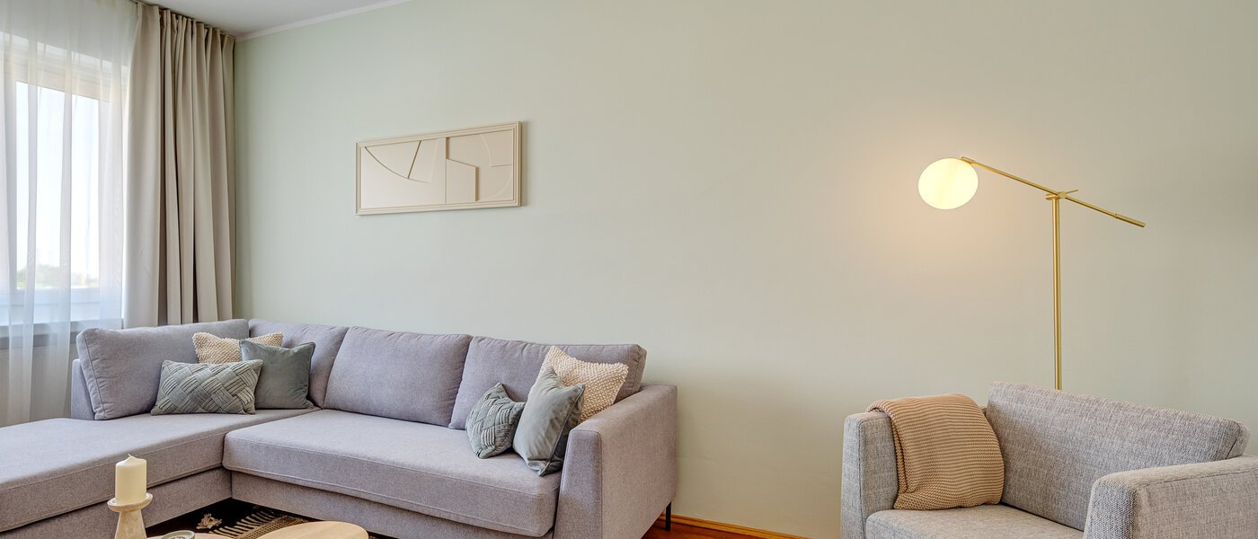 appartamento München Haidhausen 02 soggiorno 14027