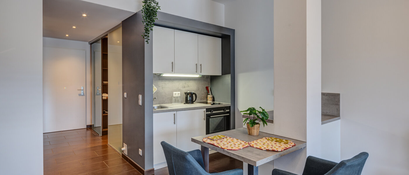 appartamento München Ludwigsvorstadt 01 cucina 14032