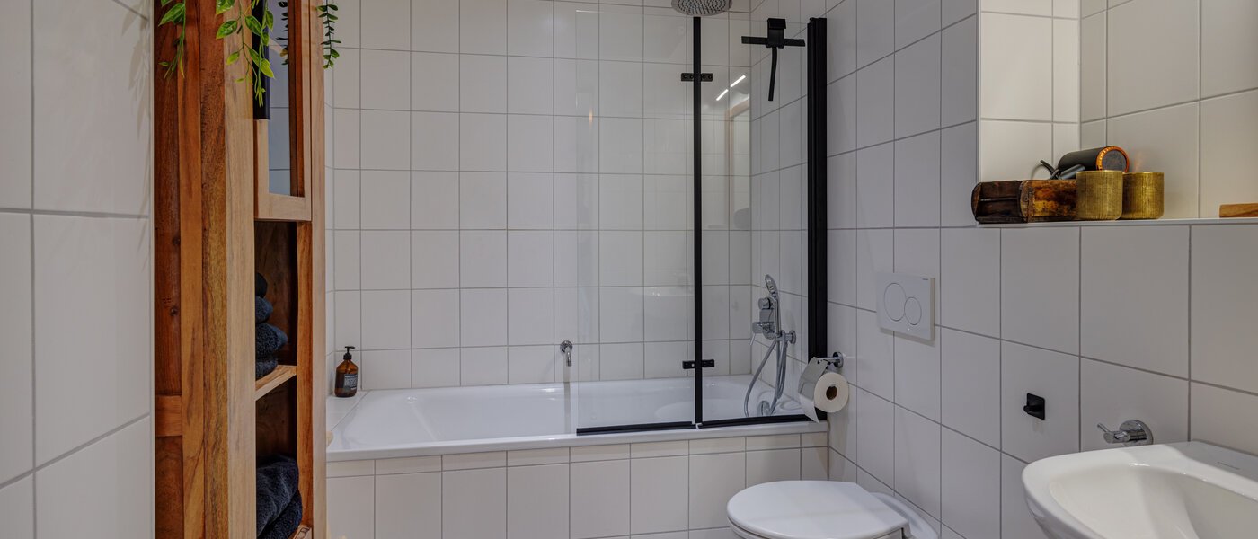 abitazione München Neuhausen 01 bagno 14060