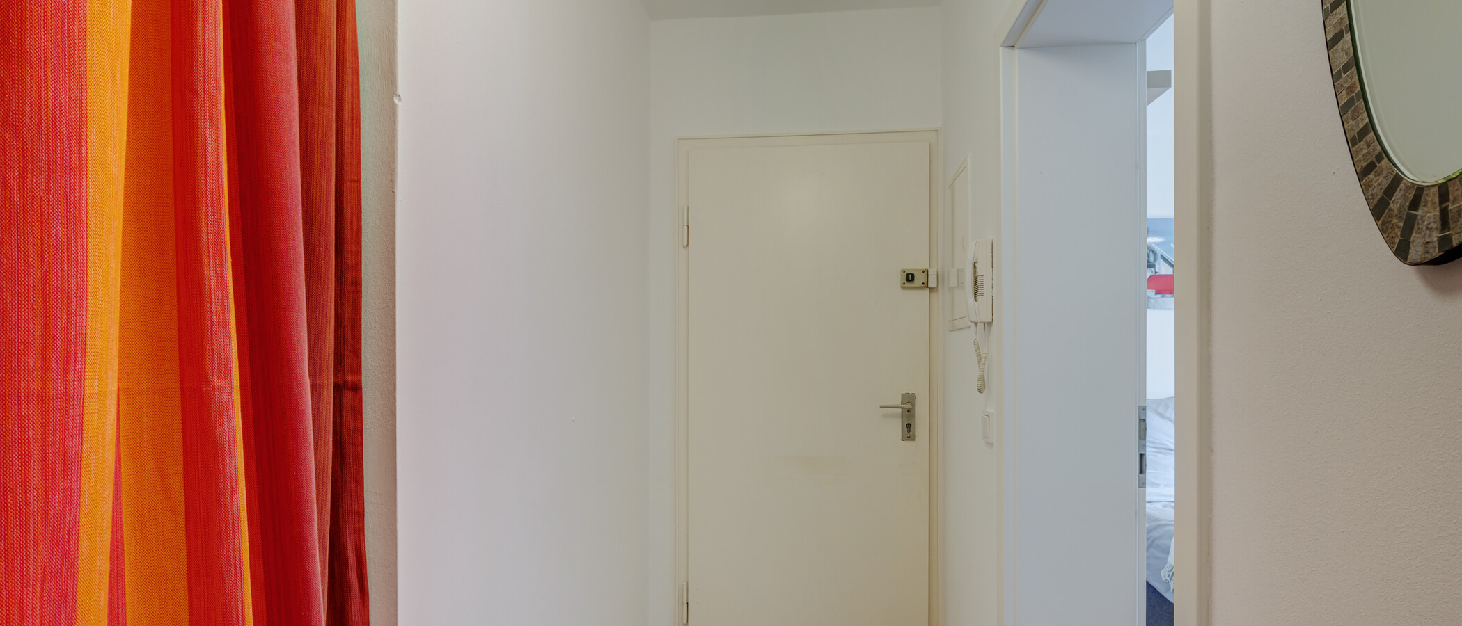 abitazione München Schwabing 01 ingresso/corridioio 14061