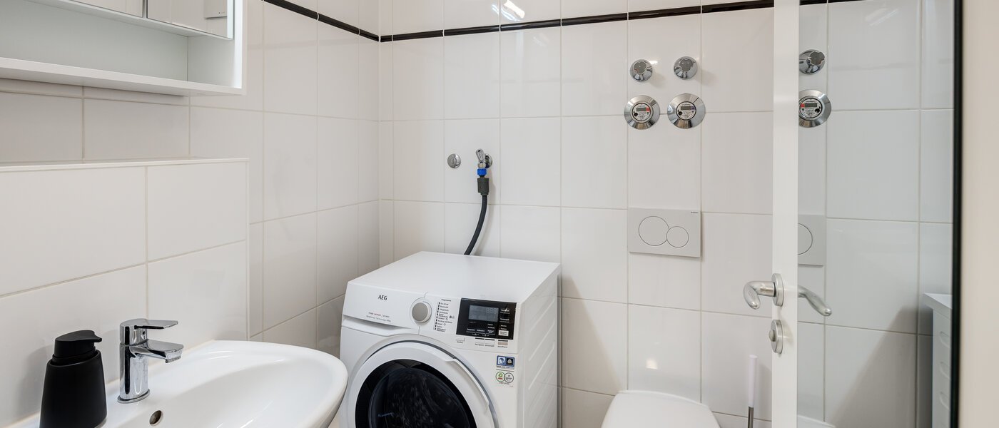 appartamento München Neuhausen 01 toilette per gli ospiti 14083