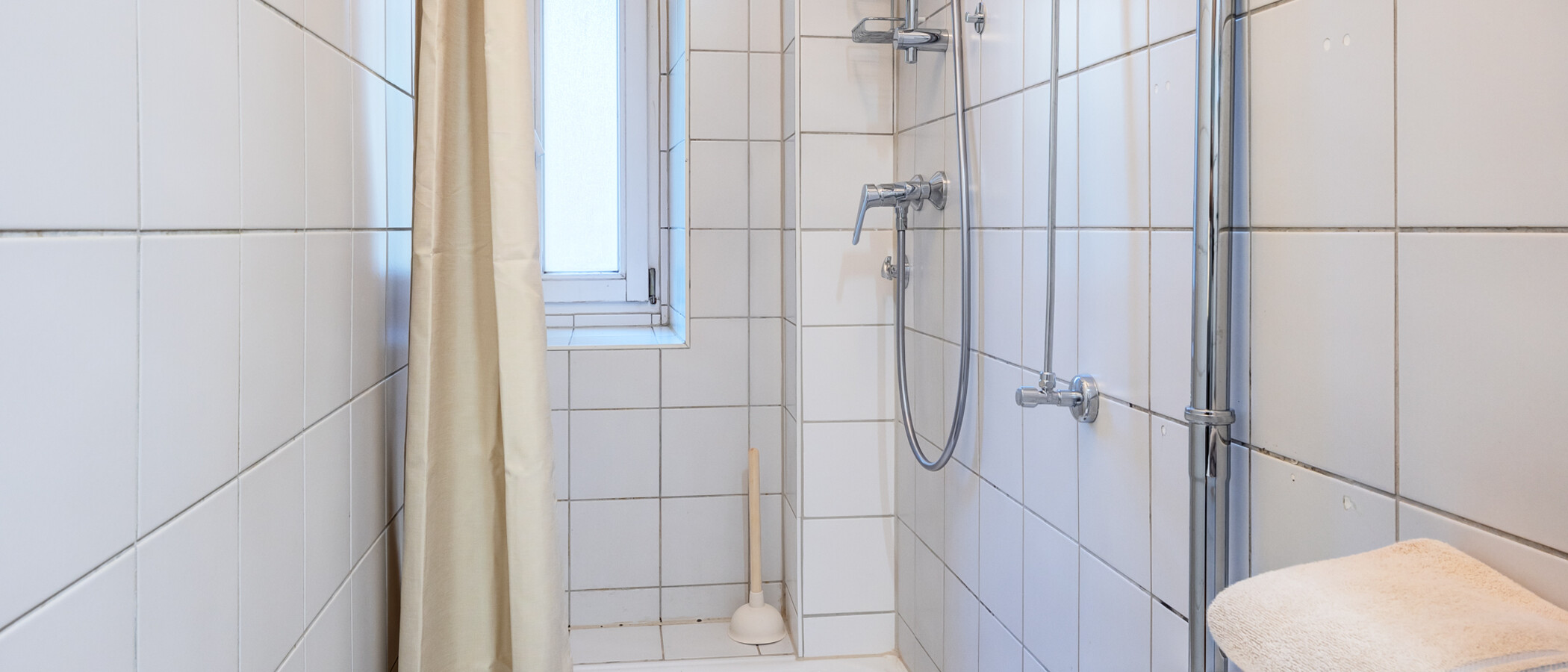 abitazione München Neuhausen 03 bagno 14110