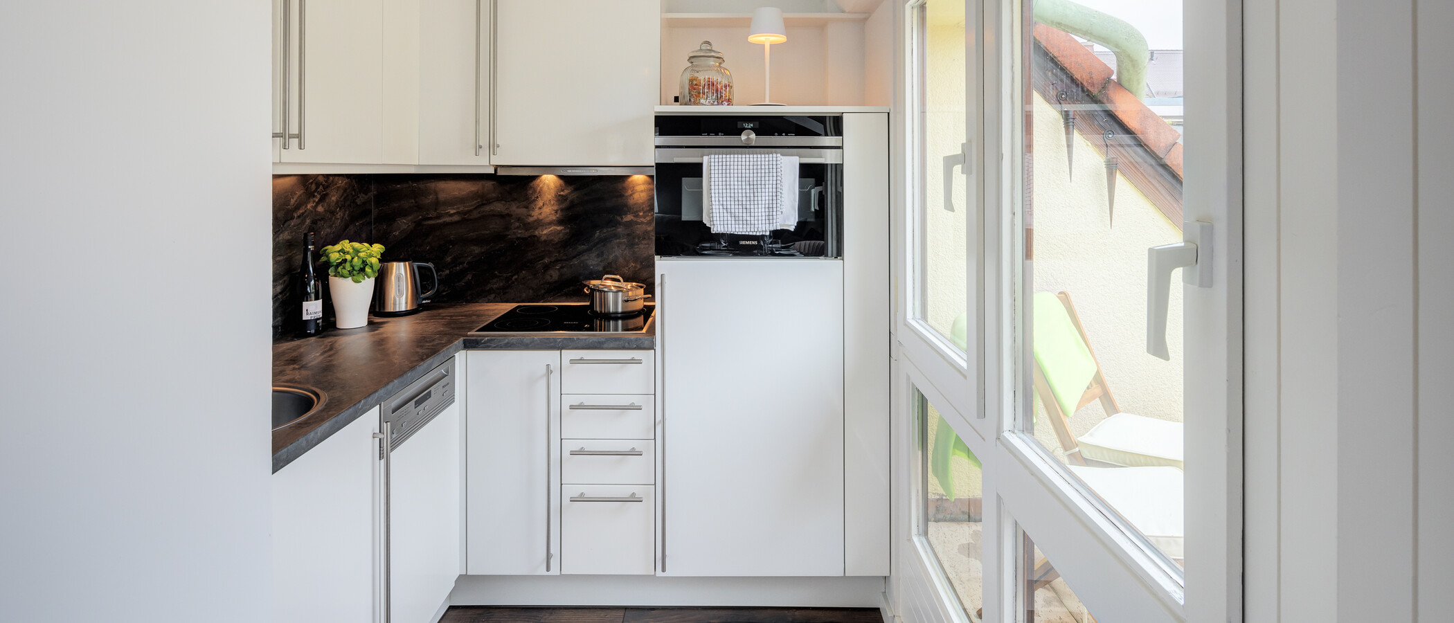 attico con terrazzo München Großhadern 01 cucina 14211