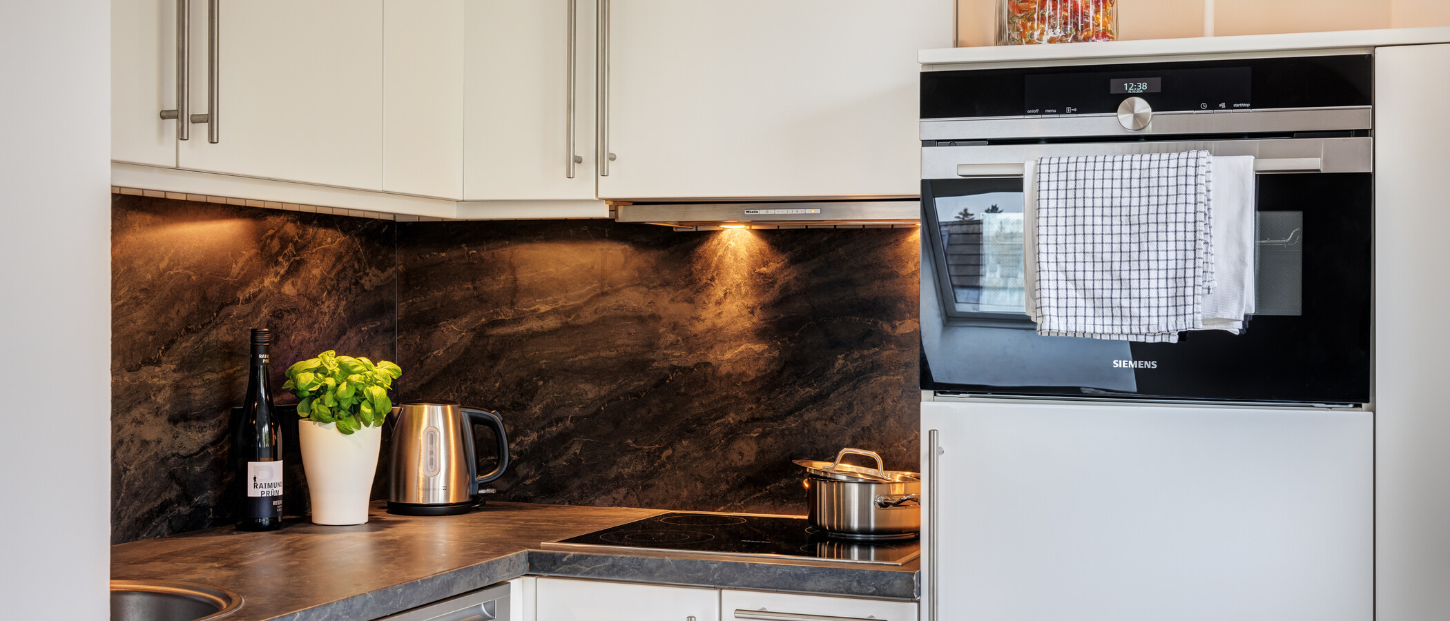 attico con terrazzo München Großhadern 02 cucina 14211