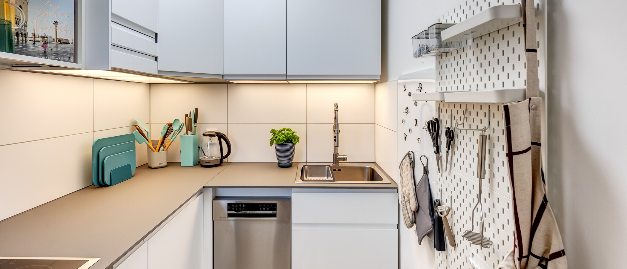 appartamento München Schwabing (rechts der Leopoldstraße) 01 cucina 14213