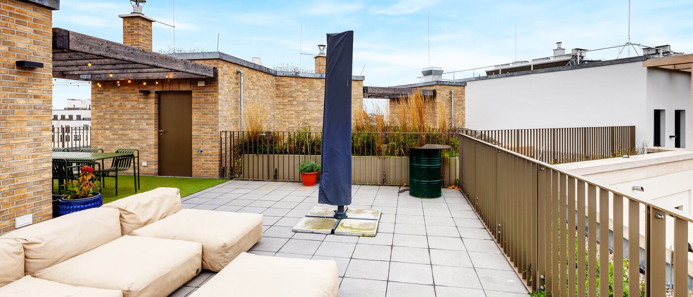 penthouse München Au 04 terrazza sul tetto 14243