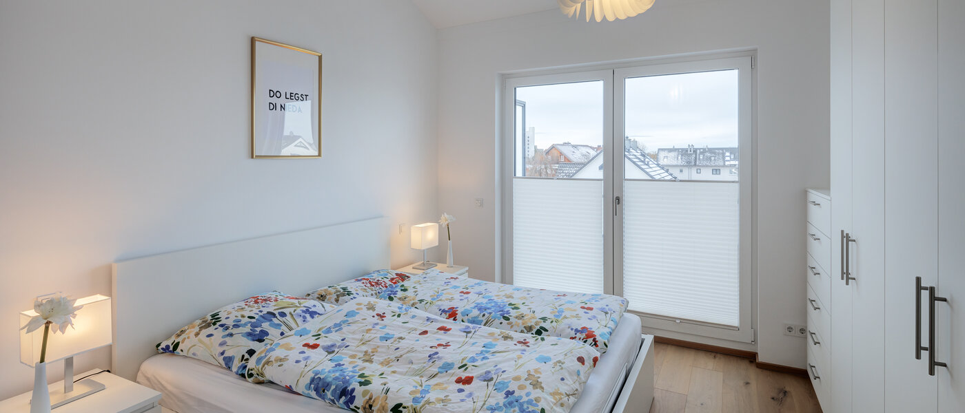 penthouse Putzbrunn 01 camera da letto 14256