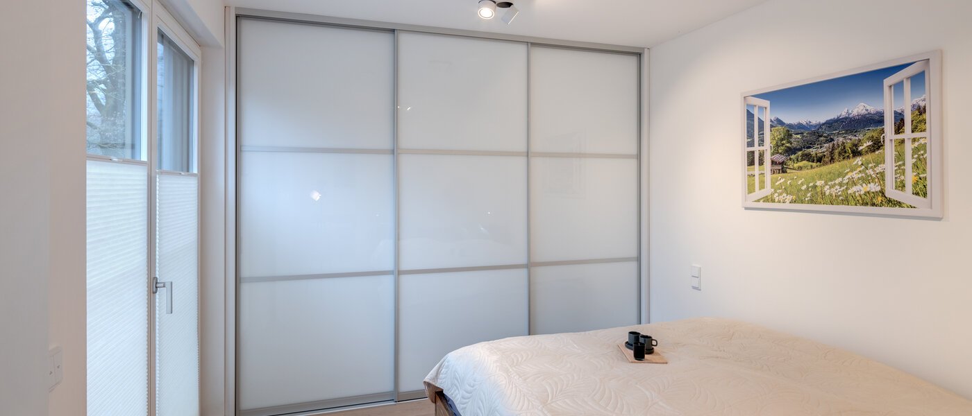 appartamento München Harlaching 01 camera da letto 14313