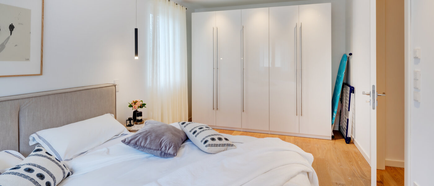 appartamento München Harlaching 04 camera da letto 14361