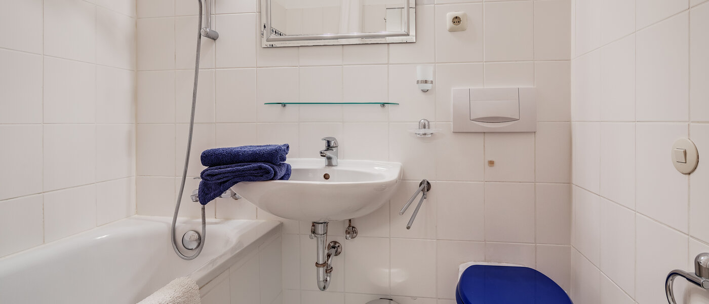 appartamento München Schwabing-Georgenschwaige 02 bagno 1439