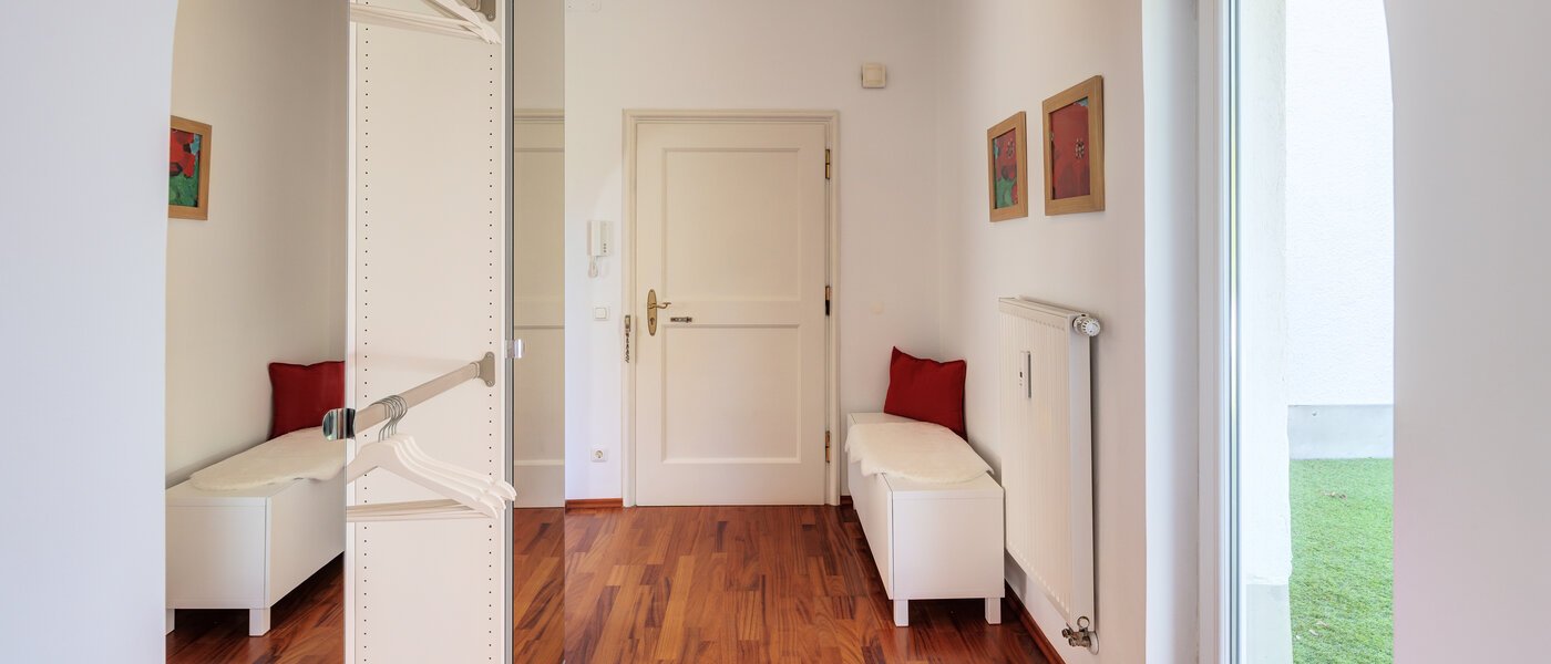 attico con terrazzo München Solln 01 ingresso/corridioio 14396