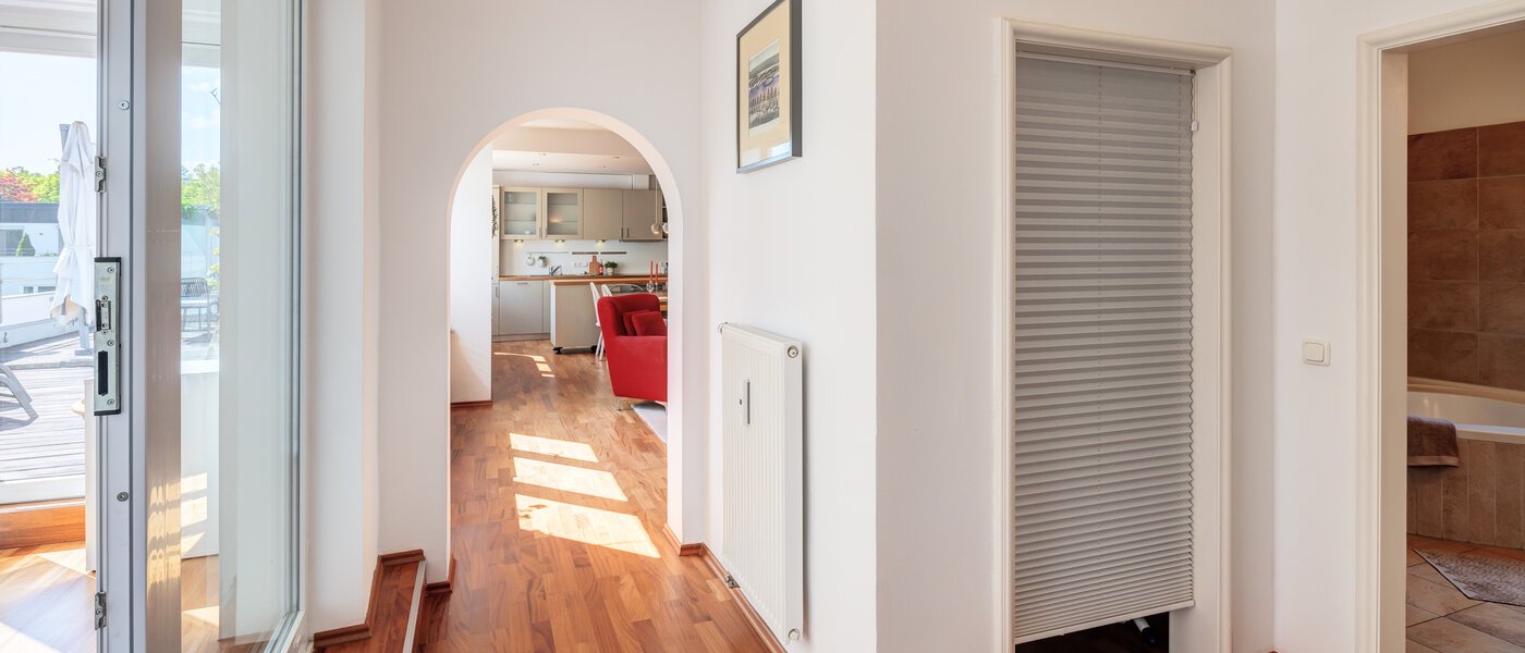 attico con terrazzo München Solln 05 ingresso/corridioio 14396
