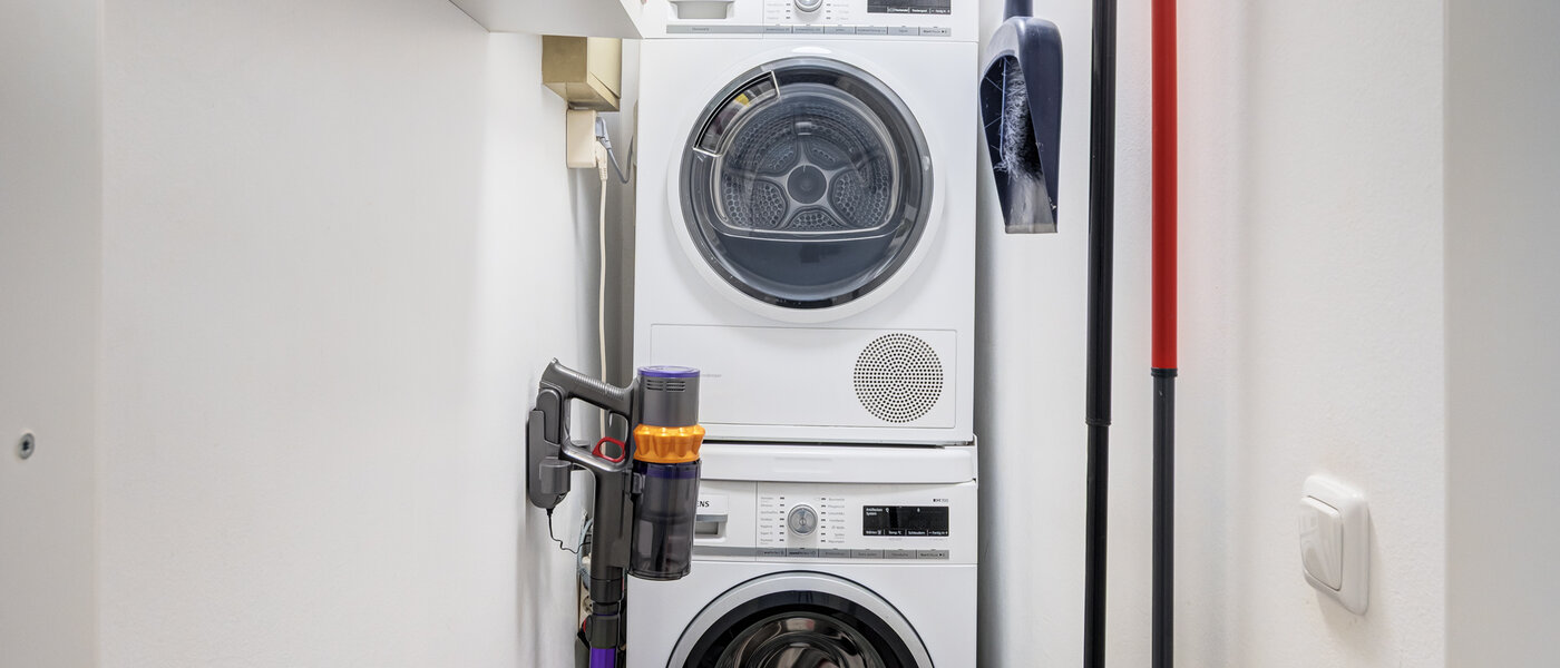 maisonnette con galleria München Obersendling 01 1° magazzino 14471