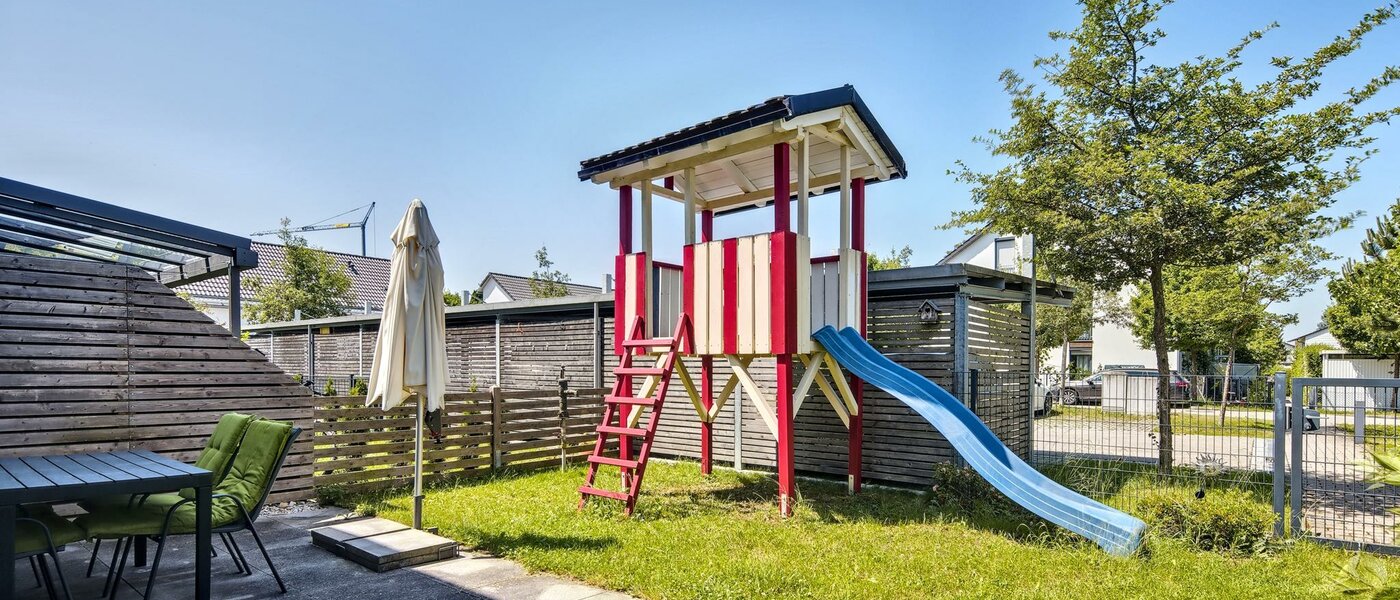 casa a schiera ad angolo Karlsfeld 02 giardino 14478