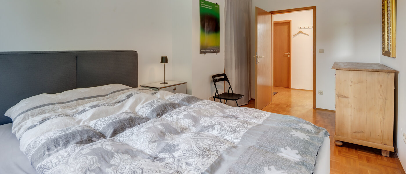 attico München Harlaching 03 camera da letto 14501