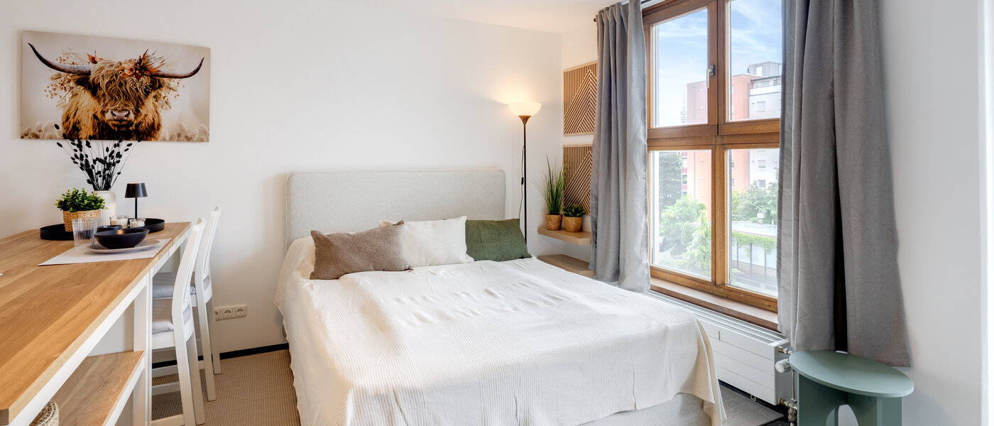 appartamento München Milbertshofen 01 zona notte 14531