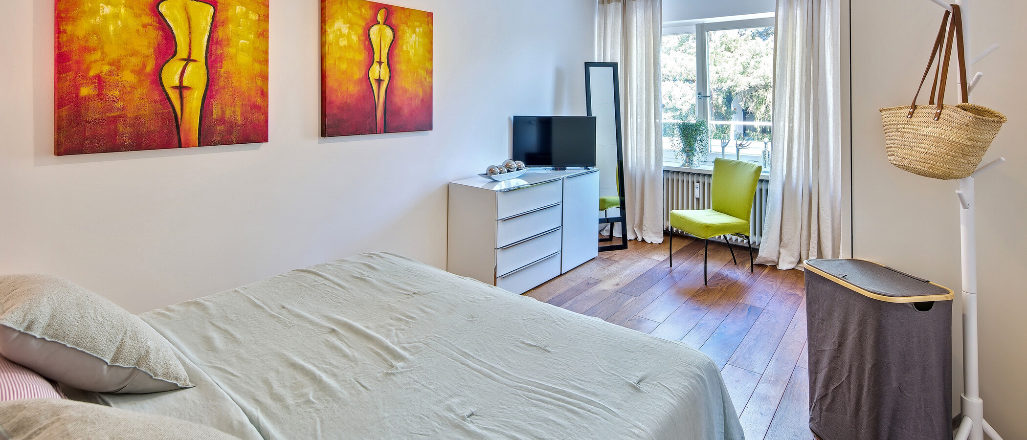 penthouse München Nymphenburg 02 camera da letto 14553