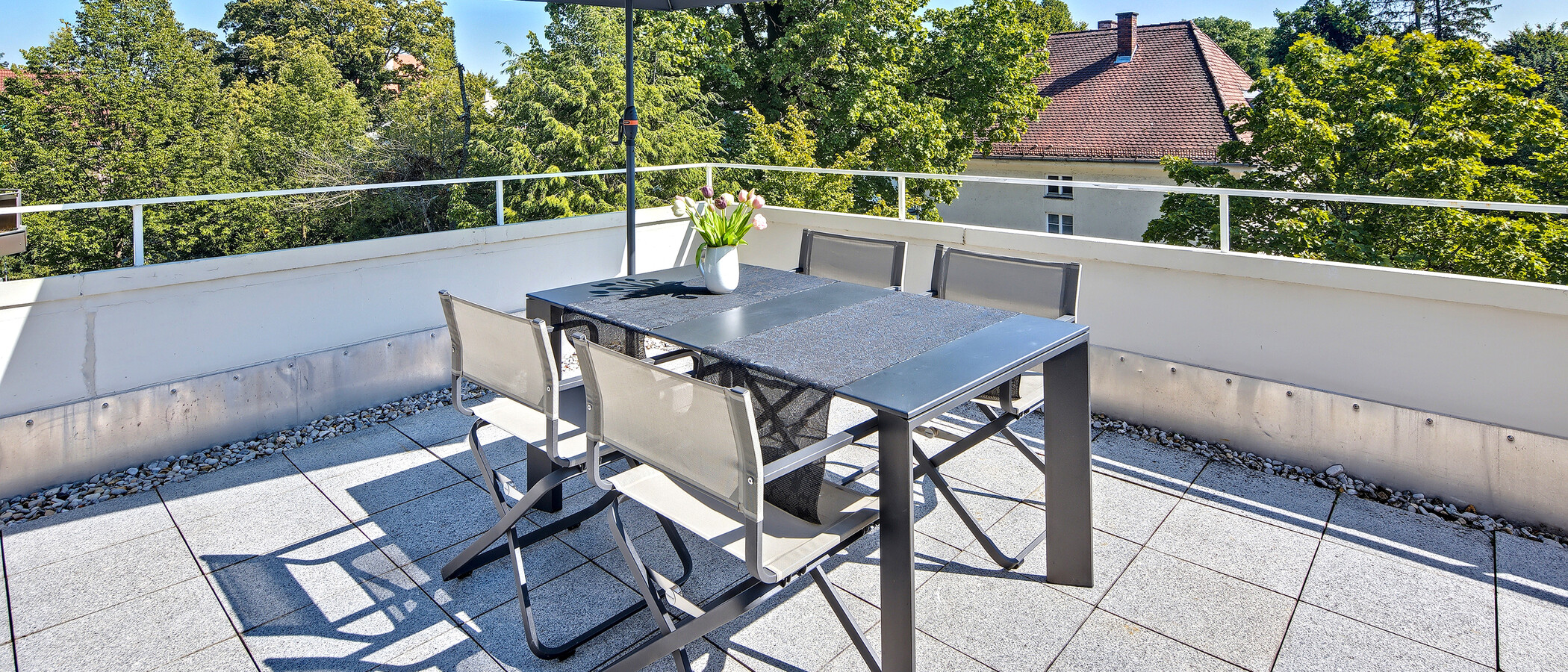 penthouse München Nymphenburg 04 terrazza sul tetto 14553