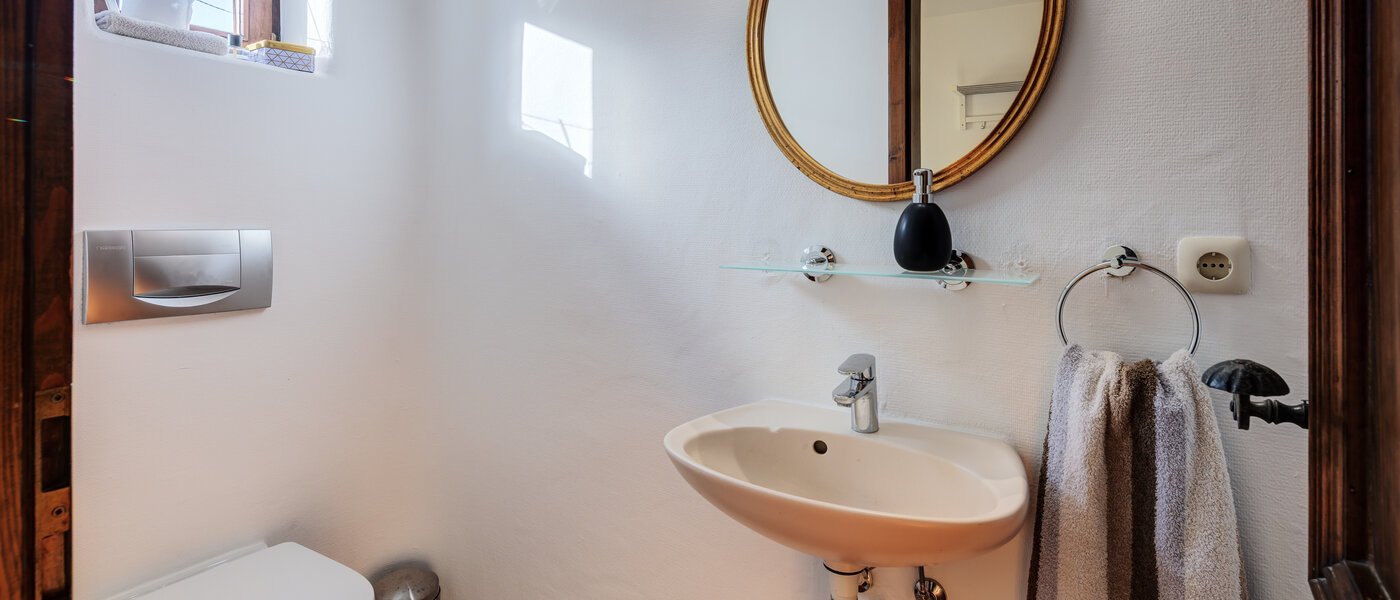 casa a schiera München Obersendling 01 toilette per gli ospiti 14567