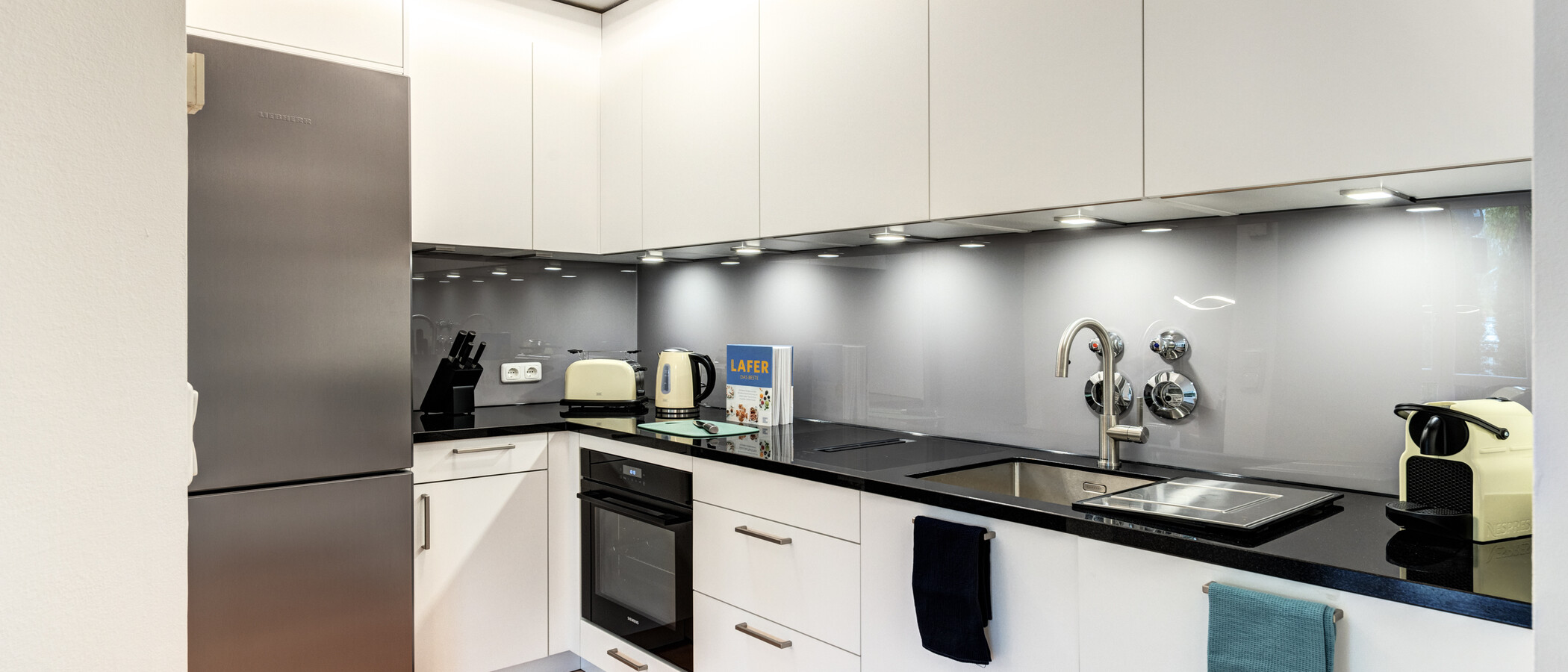 appartamento con giardino München Denning 01 cucina 14634
