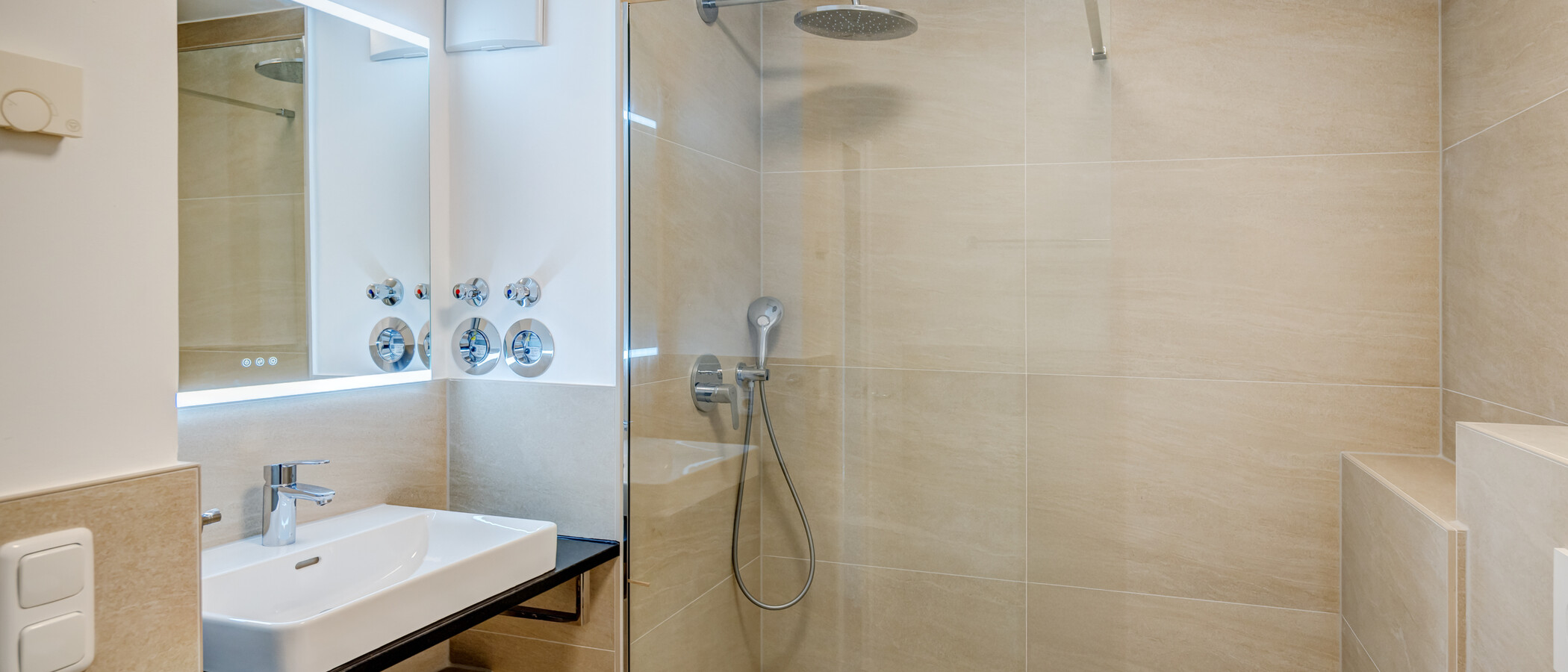 appartamento con giardino München Denning 01 bagno 14634