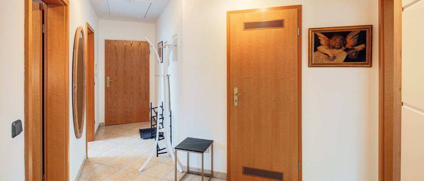 attico München Neufahrn b. Freising 01 ingresso/corridioio 14673