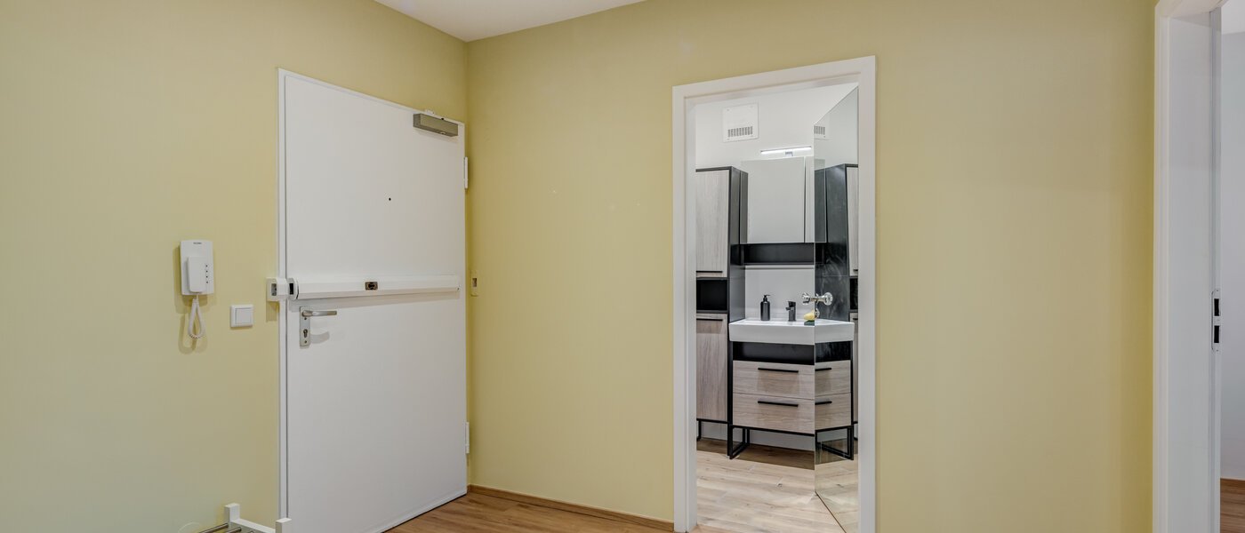 appartamento München Bogenhausen 04 ingresso/corridioio 14675