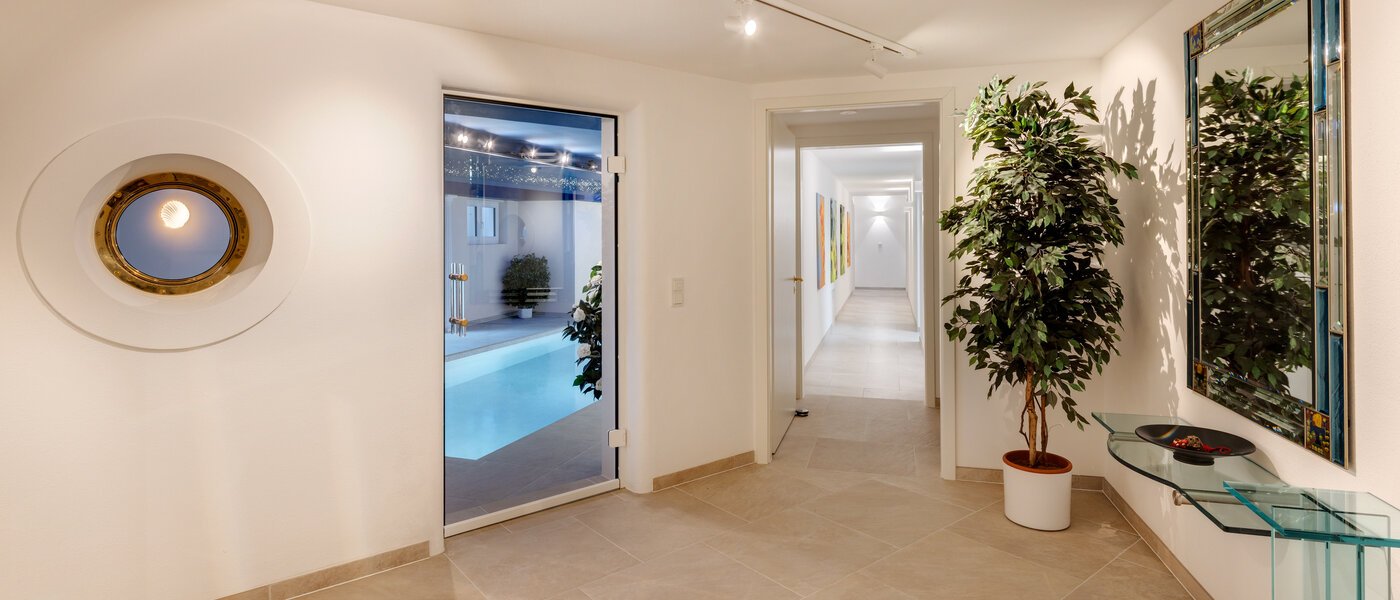 villa Starnberg 07 ingresso/corridioio 14680