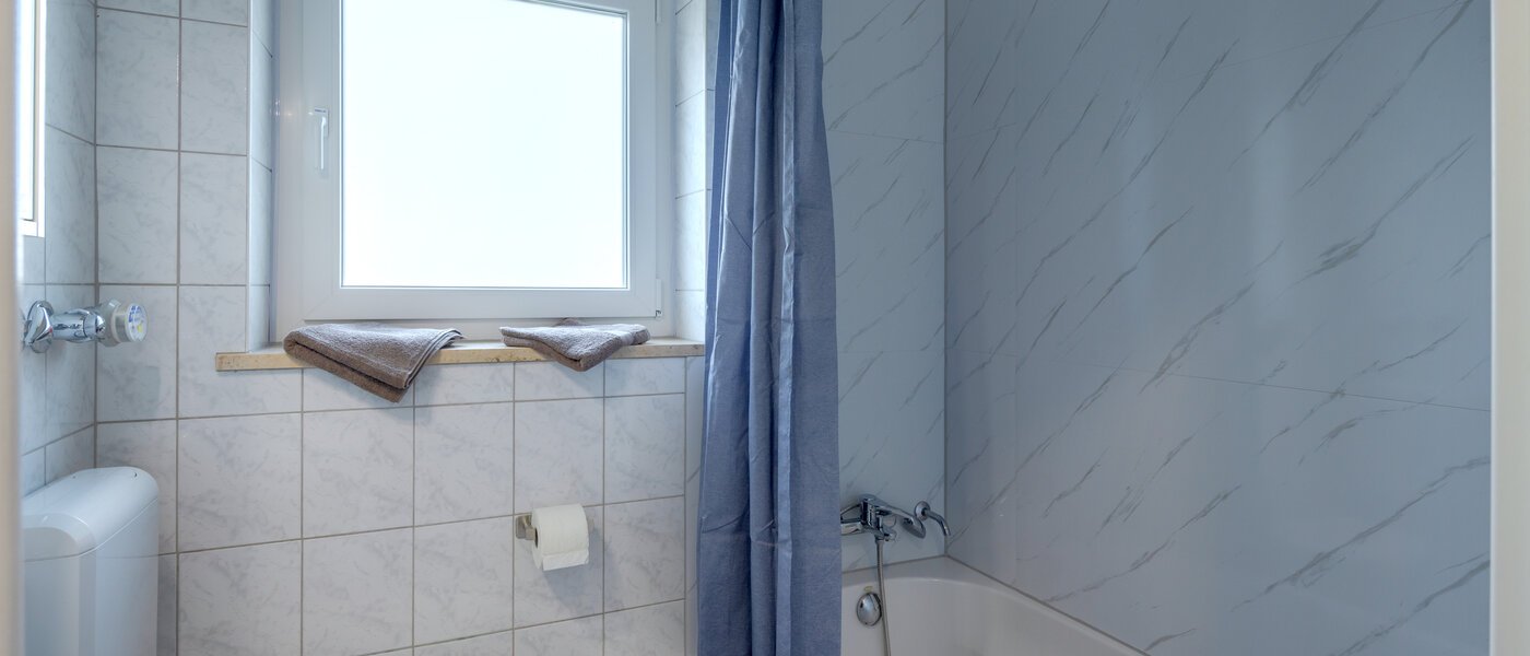 abitazione München Oberföhring 02 bagno 14689