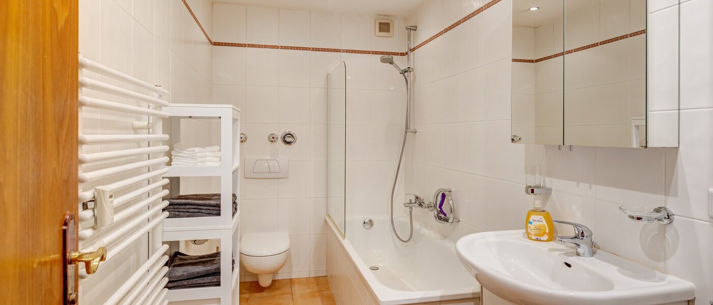 attico con terrazzo München Nymphenburg 01 bagno 14694