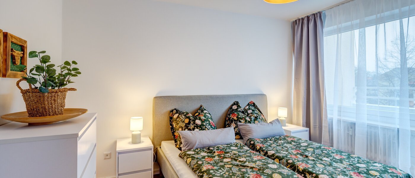 attico con terrazzo München Nymphenburg 01 camera da letto 14694