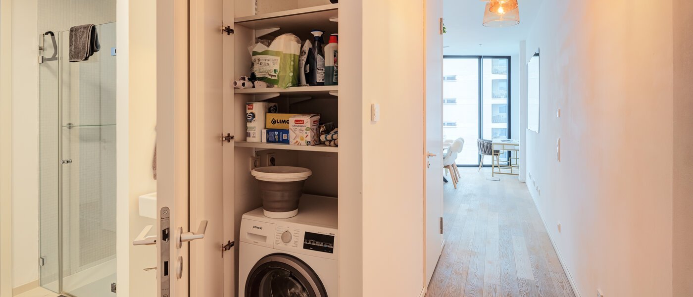 attico con terrazzo München Neuhausen 04 ingresso/corridioio 14699